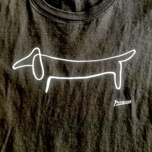Black dachshund Picasso graphic tee